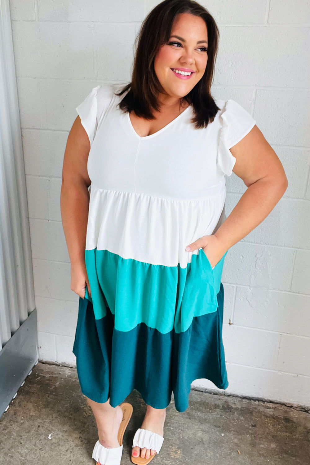 Seafoam & Emerald Tiered Frill Sleeve Midi Dress